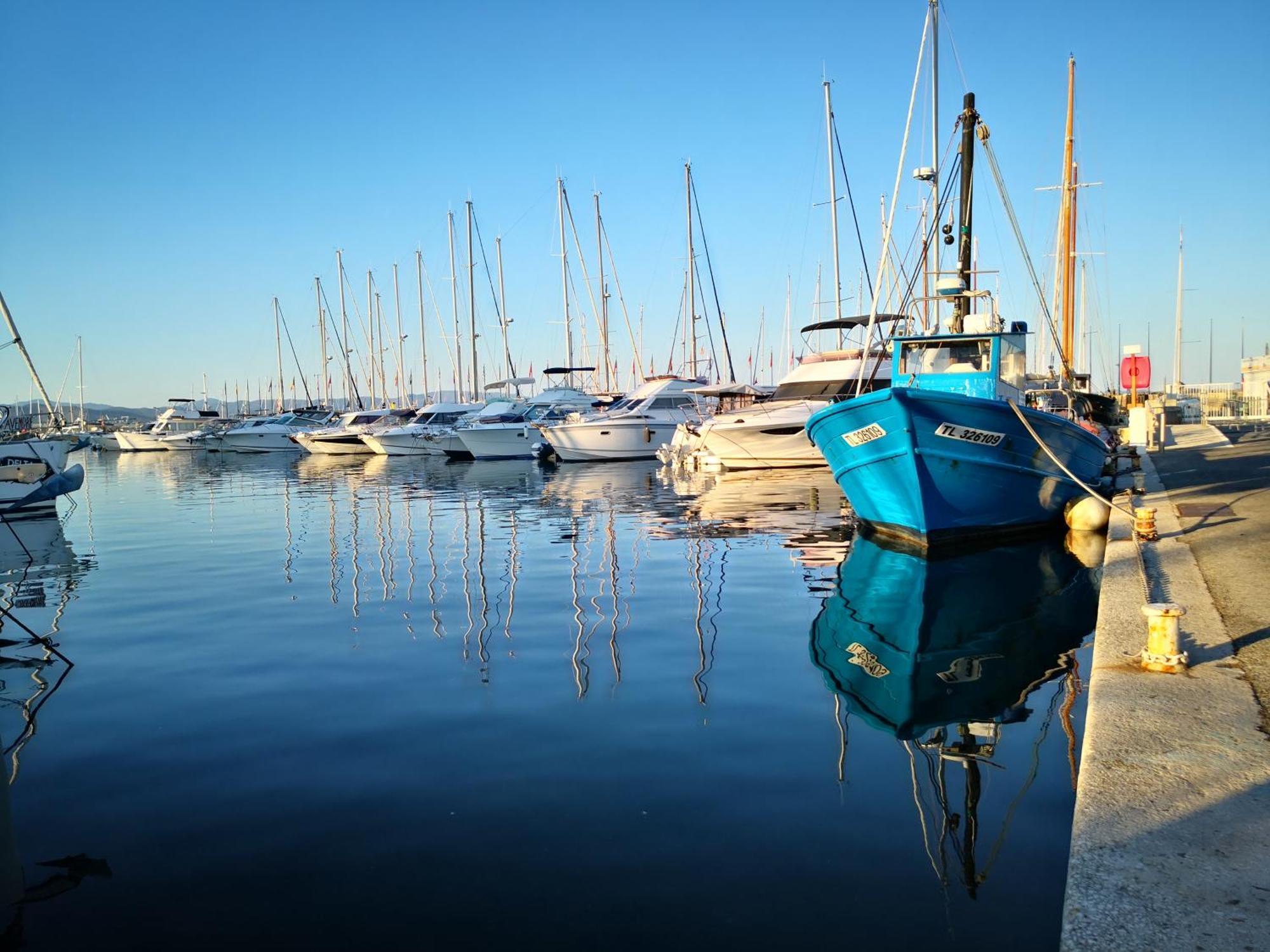 Duplex Hyeres Port Hyères Exterior foto